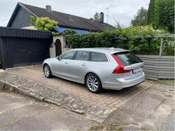 Silver Begagnad 2019 Volvo V90 Momentum Kombi | 150 000 kr (Superpris)
