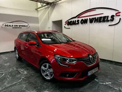 Röd Begagnad 2016 Renault Mégane GrandTour Kombi | 89 900 kr (Marknadspris)