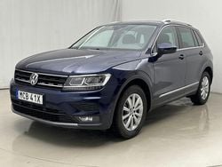 Mörkblå Begagnad 2020 VW Tiguan SUV | 259 900 kr (Superpris)