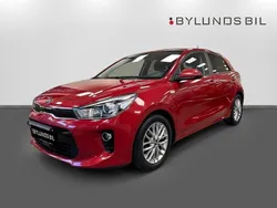 Röd Begagnad 2017 Kia Rio Advance Halvkombi | 129 000 kr (Lite dyr)