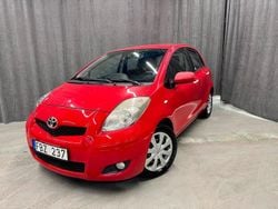 Röd Begagnad 2010 Toyota Yaris Halvkombi | 79 000 kr (Lite dyr)