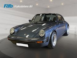 Mörkblå Begagnad 1982 Porsche 911SC | 795 000 kr
