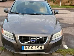 Grå Begagnad 2011 Volvo V70 Kinetic Kombi | 80 000 kr (Superpris)