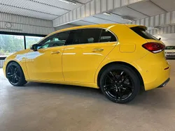Gul Begagnad 2020 Mercedes A250 Exclusive Halvkombi | 309 000 kr (Marknadspris)