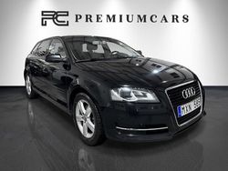 Svart Begagnad 2012 Audi A3 Sportback Attraction Halvkombi | 79 900 kr (Marknadspris)