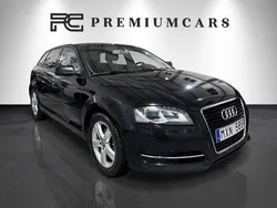 Svart Begagnad 2012 Audi A3 Sportback Attraction Halvkombi | 79 900 kr (Marknadspris)