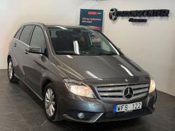 Mörkgrå Begagnad 2012 Mercedes B180 Minibuss | 64 900 kr (Marknadspris)
