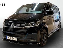 Svart (deep black pärleffekt) Begagnad 2023 VW T6.1 Van | 714 900 kr