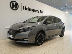 Grå (dark metal grey) Begagnad 2022 Nissan Leaf N-Connecta Halvkombi | 169 900 kr (Marknadspris)