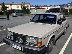Begagnad 1979 Volvo 244 Sedan | 65 000 kr