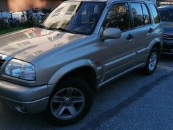 Brun Begagnad 2004 Suzuki Grand Vitara SUV | 44 000 kr