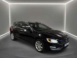 Svart Begagnad 2014 Volvo V60 Momentum Kombi | 94 900 kr (Marknadspris)
