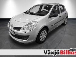 Grå Begagnad 2007 Renault Clio II Halvkombi | 49 900 kr (Lite dyr)