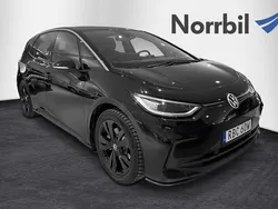 Svart Begagnad 2024 VW ID.3 Pro Halvkombi | 449 900 kr