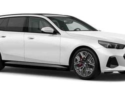 Vit Ny 2026 BMW i5 Kombi | 899 000 kr (Dyr)