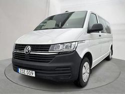 Vit Begagnad 2020 VW Caravelle Minibuss | 349 000 kr (Superpris)