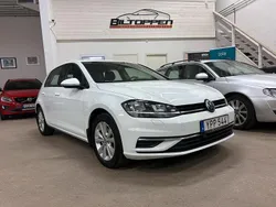 Vit Begagnad 2017 VW Golf VII Halvkombi | 169 000 kr (Lite dyr)