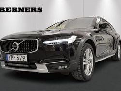 Svart Begagnad 2019 Volvo V90 CC Momentum Kombi | 269 900 kr (Bra pris)