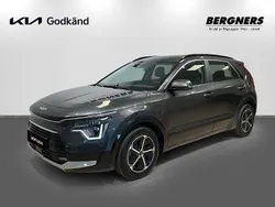 Grå Begagnad 2024 Kia Niro SUV | 349 900 kr (Marknadspris)
