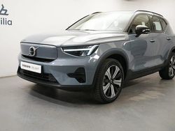 Grå Begagnad 2022 Volvo XC40 Core SUV | 339 900 kr
