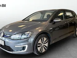 Mörkgrå Begagnad 2017 VW e-Golf Halvkombi | 149 000 kr (Marknadspris)
