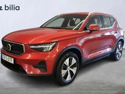 Röd Begagnad 2023 Volvo XC40 Core SUV | 325 000 kr (Bra pris)