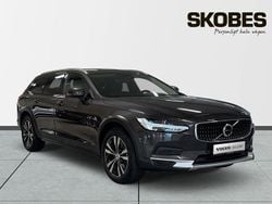 Grå Begagnad 2024 Volvo V90 CC Core Kombi | 469 100 kr (Marknadspris)
