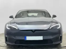 Grå Begagnad 2022 Tesla Model S Plaid Sedan | 995 000 kr