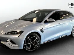 Blå Begagnad 2024 BYD Seal Sedan | 489 700 kr