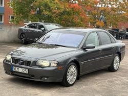 Grå Begagnad 2004 Volvo S80 Executive Sedan | 59 500 kr (Lite dyr)
