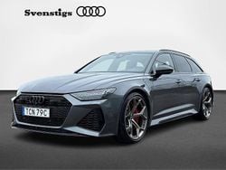 Grå Begagnad 2024 Audi RS6 Performance Kombi | 1 349 000 kr (Marknadspris)