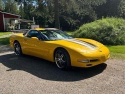 Gul Begagnad 2002 Chevrolet Corvette Sportkupé | 190 000 kr (Marknadspris)