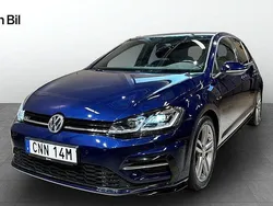 Mörkblå Begagnad 2019 VW Golf VIII R-line Plus Halvkombi | 229 900 kr (Marknadspris)