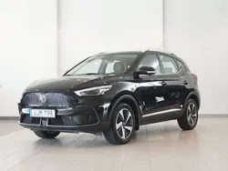 Svart Begagnad 2022 MG ZS Luxury Sedan | 229 900 kr (Superpris)