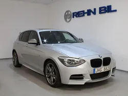 Silver Begagnad 2013 BMW M135 Comfort Edition Halvkombi | 249 000 kr (Lite dyr)