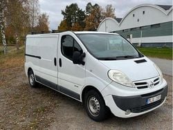 Vit Begagnad 2011 Nissan Primastar Minibuss | 50 000 kr (Bra pris)