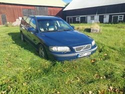 Begagnad 2001 Volvo V70 Kombi | 3 000 kr