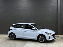 Blå Begagnad 2021 Hyundai i20 Advanced Halvkombi | 139 900 kr (Bra pris)