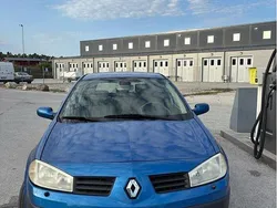 Blå Begagnad 2004 Renault Mégane II Halvkombi | 9 000 kr (Superpris)