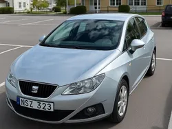 Silver Begagnad 2011 Seat Ibiza Style Halvkombi | 27 000 kr (Marknadspris)