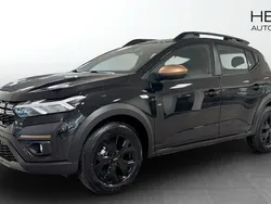 Svart (black) Ny 2025 Dacia Sandero Extreme Halvkombi | 256 200 kr (Marknadspris)