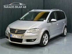 Silver Begagnad 2010 VW Touran R-line Edition Minibuss | 84 900 kr