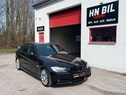 Svart Begagnad 2008 BMW 320 Comfort Edition Sedan | 74 900 kr (Marknadspris)