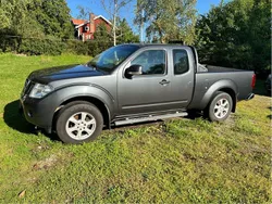 Grå Begagnad 2013 Nissan Navara Pickup | 75 000 kr (Bra pris)
