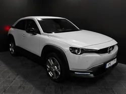 Vit Begagnad 2020 Mazda MX30 SUV | 174 700 kr (Lite dyr)