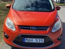 Orange Begagnad 2012 Ford C-MAX Titanium Minibuss | 58 000 kr (Marknadspris)