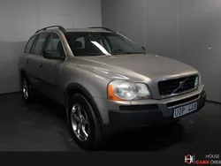 Ljusbrun (brun) Begagnad 2004 Volvo XC90 Standard SUV | 44 900 kr (Bra pris)