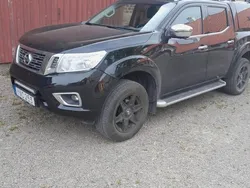 Svart Begagnad 2017 Nissan Navara Pickup | 200 000 kr