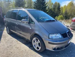 Grå Begagnad 2008 Seat Alhambra Minibuss | 46 500 kr