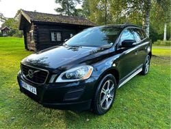 Svart Begagnad 2013 Volvo XC60 Momentum SUV | 85 000 kr (Marknadspris)